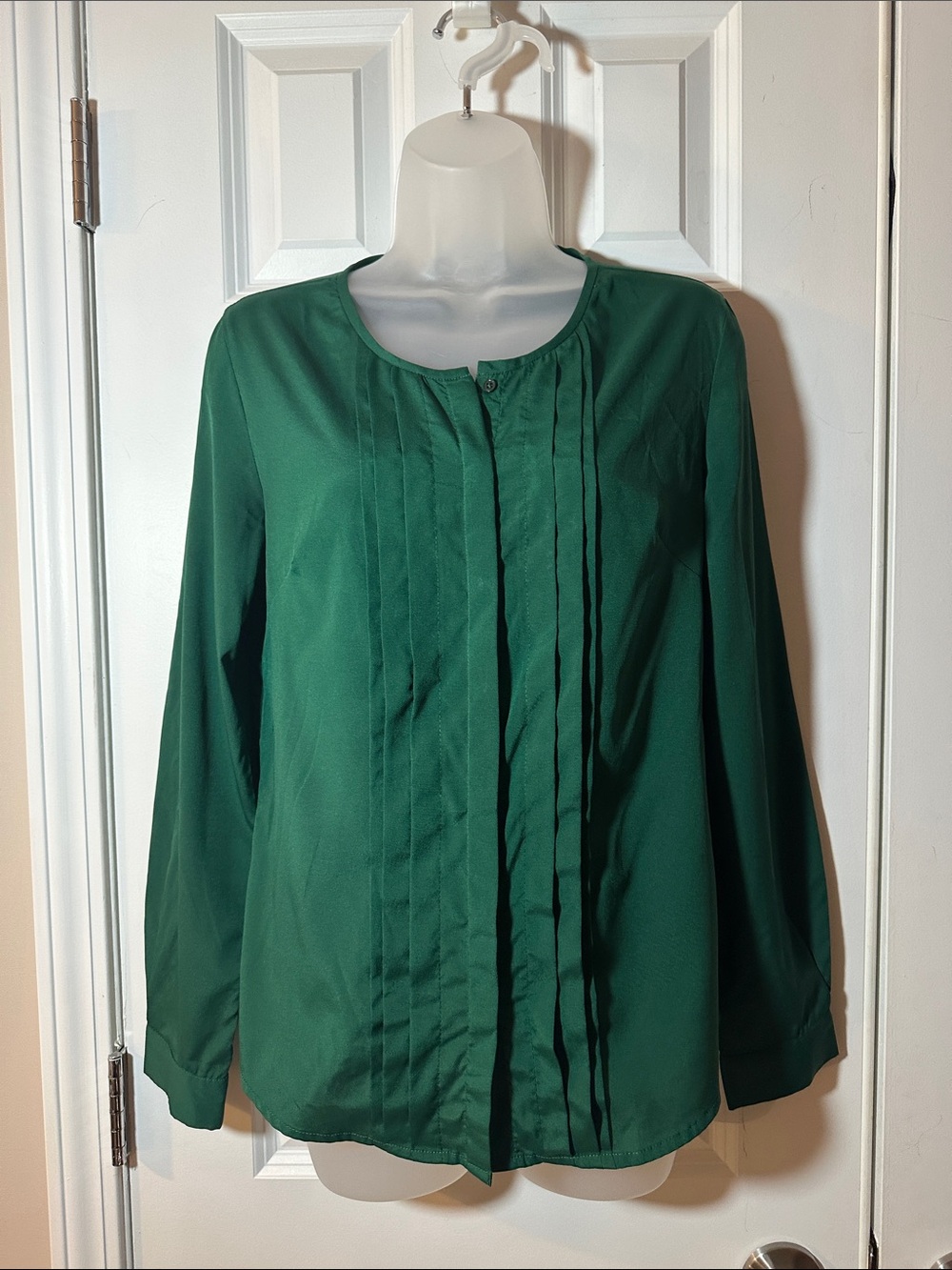 Women's Emerald Green Long-Sleeve Pleated Front Blouse